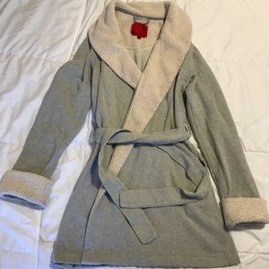 Victoria’s Secret Short Robe Grey Small Cozy